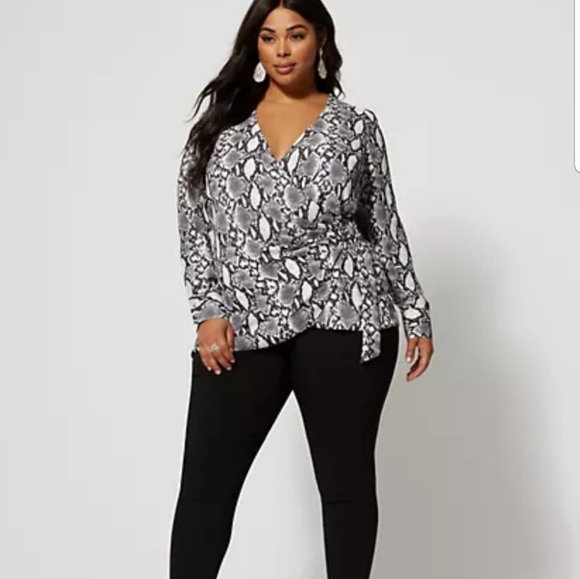 Python blouse - Picture 3 of 3